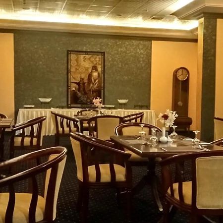 Aliqbal Hotel Al-Chubar Zewnętrze zdjęcie
